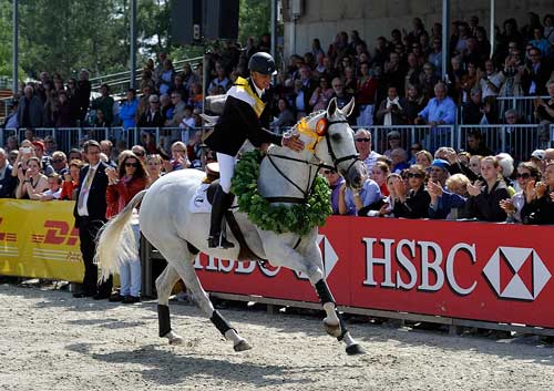 Andrew Nicholson ritira Avebury dal CCI di Badminton