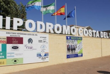 Massimina, un cavallo italiano, sale sul podio del Gran Premio di Mijas