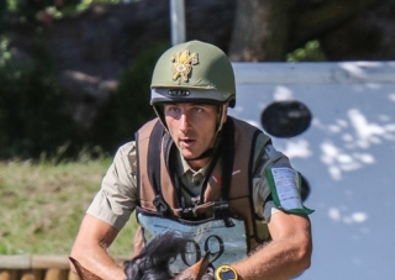 Ottima prova di Emiliano Portale a Le Lion D’Angers, ma è Jung che conduce