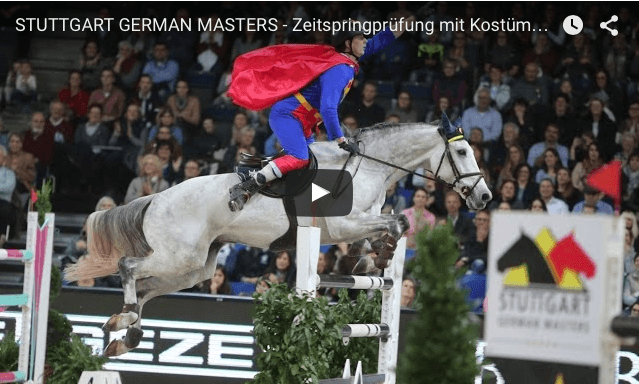 È Felix Hassmann il vincitore della gara in maschera di Stoccarda (video)